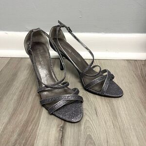 Adrienne Maloof Heels Women’s 6.5 Silver Glitter Strappy